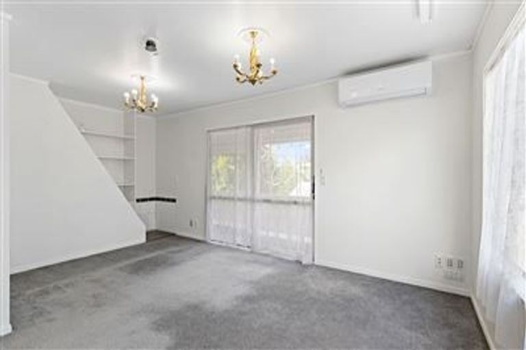 Photo of property in 1/111 Tirimoana Road, Te Atatu South, Auckland, 0602