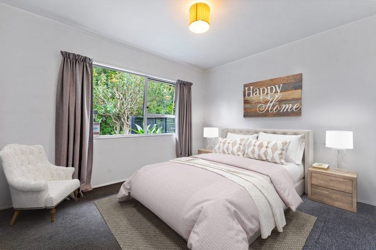 Photo of property in 2/28 Verbena Road, Birkdale, Auckland, 0626