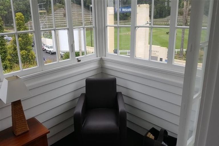 Photo of property in 9 Fillis Street, New Plymouth, 4310