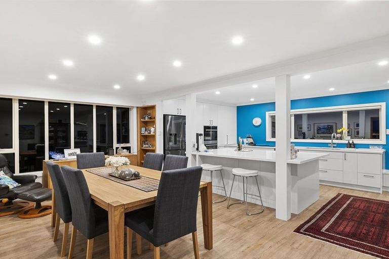 Photo of property in 65 Isadore Road, Saint Clair, Dunedin, 9012