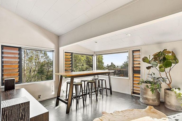 Photo of property in 395 Titirangi Road, Titirangi, Auckland, 0604