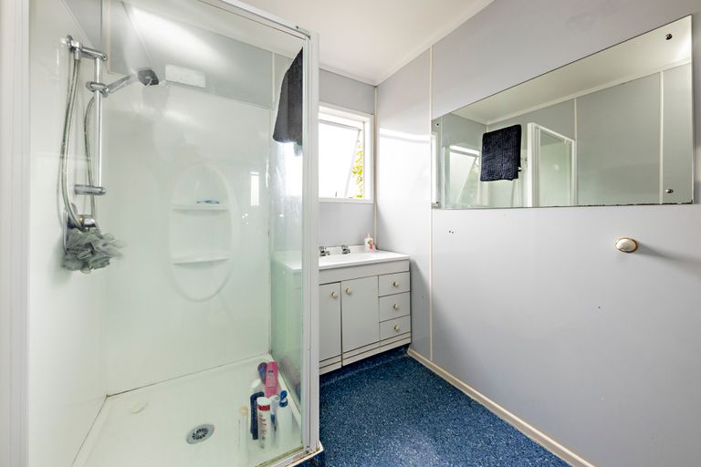 Photo of property in 8 Galilee Avenue, Red Hill, Papakura, 2110