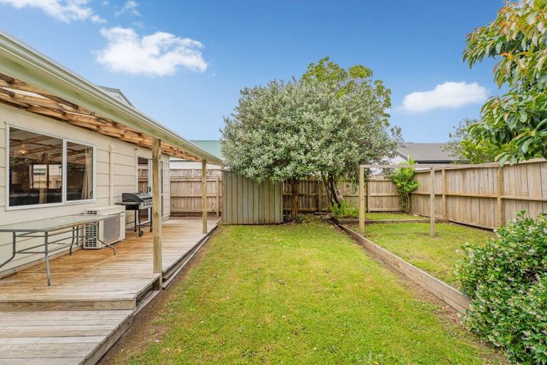 Photo of property in 8 Joan Gaskell Drive, Whitianga, 3510