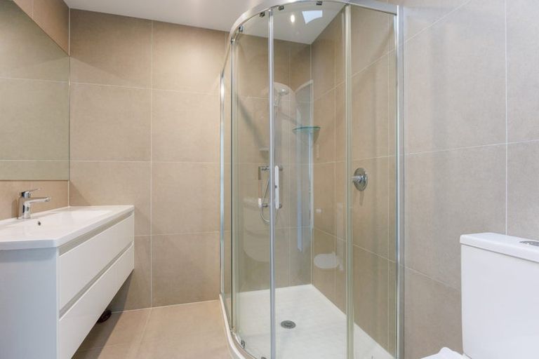 Photo of property in 6 Moki Place, Long Bay, Auckland, 0630