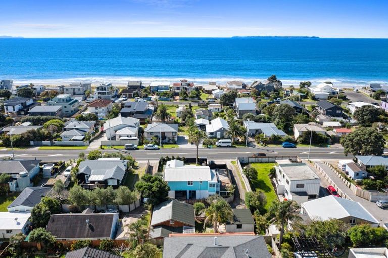 Photo of property in 1142b Papamoa Beach Road, Papamoa Beach, Papamoa, 3118