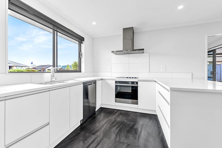 Photo of property in 1 Helenvale Crescent, Pokeno, 2402