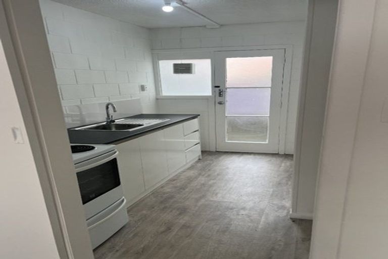 Photo of property in 4/869 Heaphy Terrace, Claudelands, Hamilton, 3214