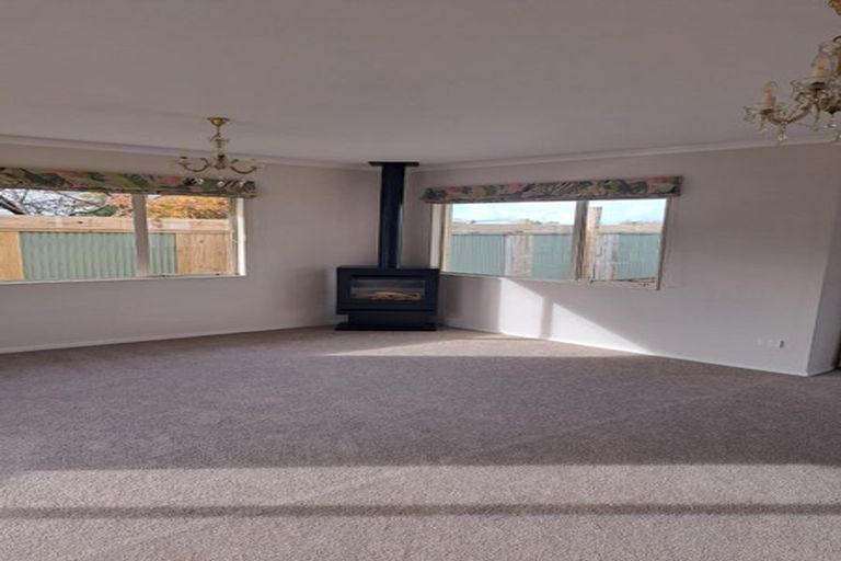 Photo of property in 9 Towai Street, Inglewood, 4330