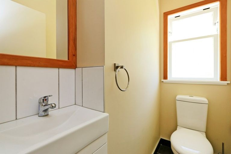 Photo of property in 9 O'connell Place, Havelock North, 4130