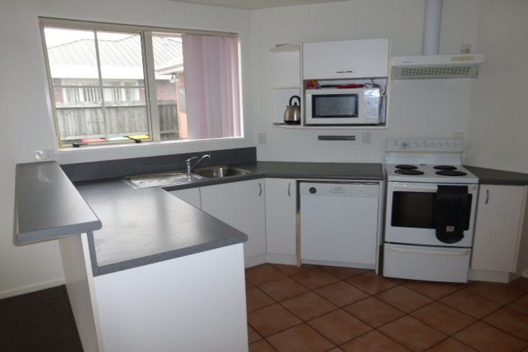 Photo of property in 4/12 Frankleigh Street, Somerfield, Christchurch, 8024