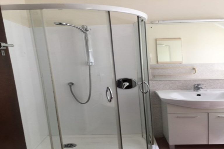 Photo of property in 1 Glasgow Street, Kelburn, Wellington, 6012