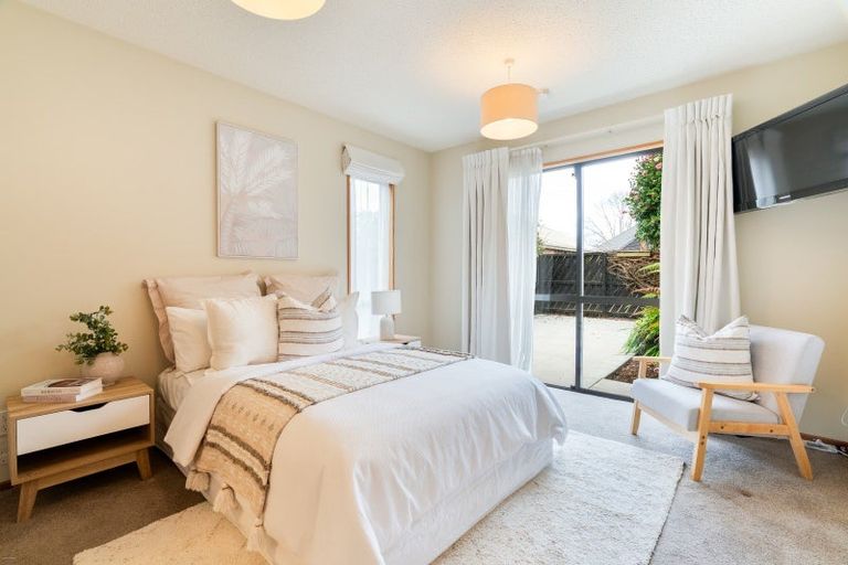 Photo of property in 14a Cricklewood Place, Avonhead, Christchurch, 8042