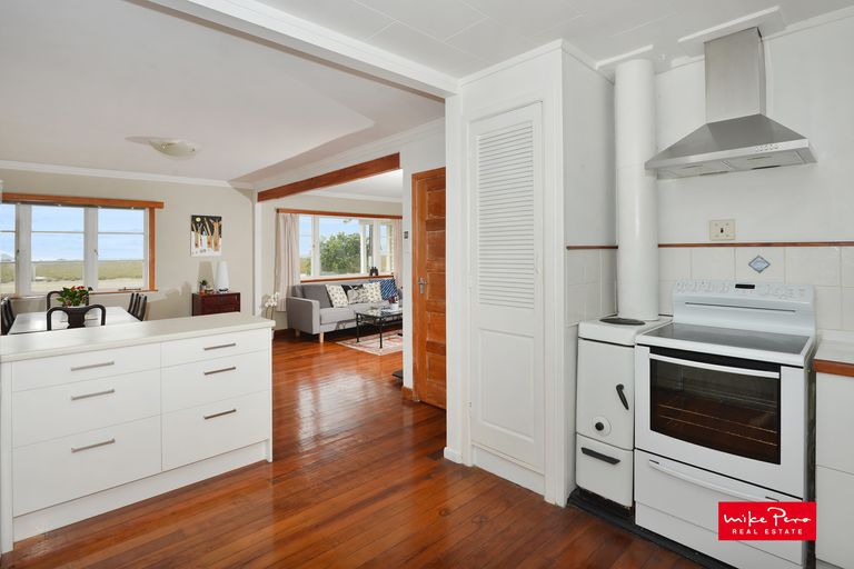 Photo of property in 25 Whangarei Heads Road, Onerahi, Whangarei, 0110