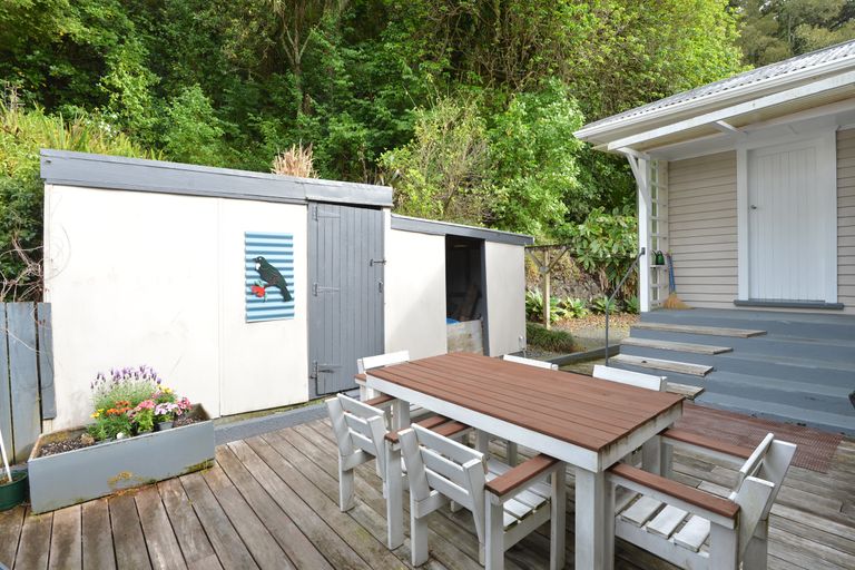 Photo of property in 25 Whangarei Heads Road, Onerahi, Whangarei, 0110