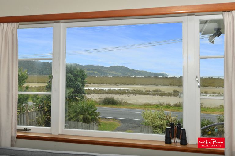 Photo of property in 25 Whangarei Heads Road, Onerahi, Whangarei, 0110