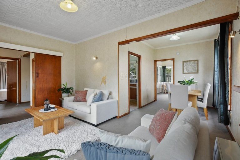 Photo of property in 10 Vectis Road, Hillcrest, Hamilton, 3216