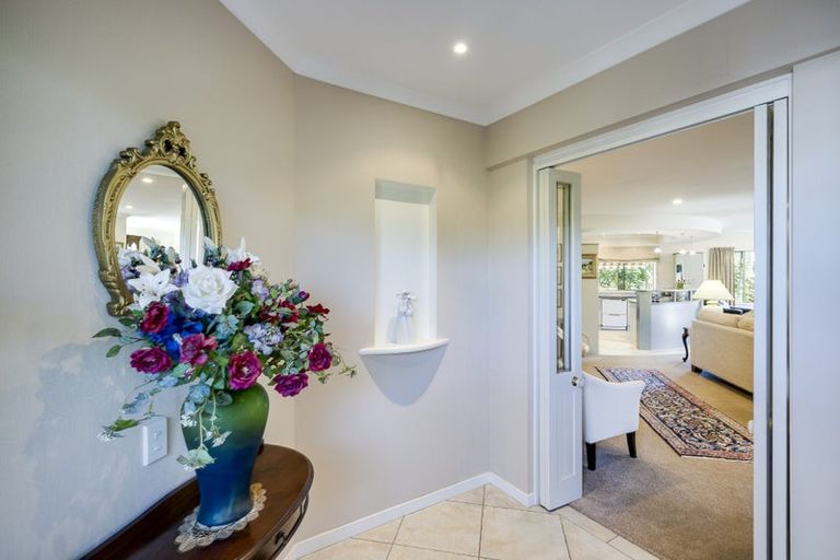 Photo of property in 86 Kensington Drive, Taradale, Napier, 4112