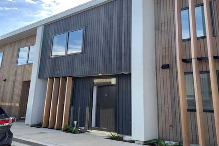 Photo of property in 2b Cook Street, Karori, Wellington, 6012