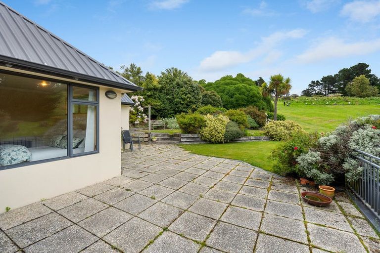 Photo of property in 2 Highgrove, Saint Clair, Dunedin, 9012