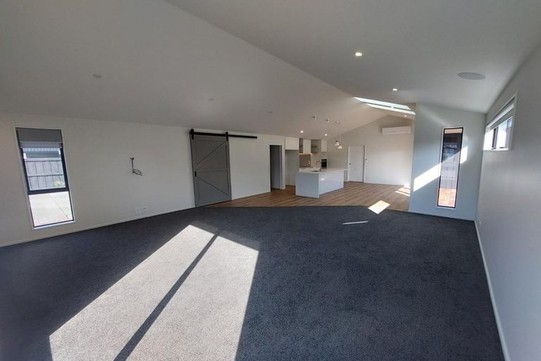 Photo of property in 32 Mills Road, Marshland, Christchurch, 8051