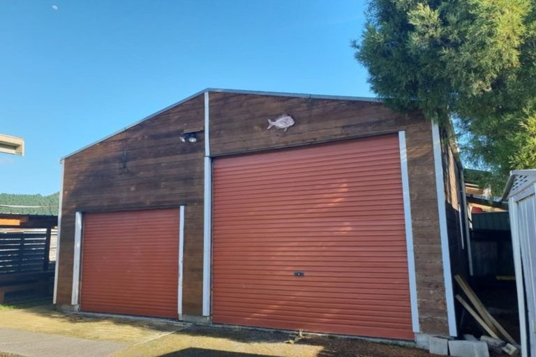 Photo of property in 128a Achilles Avenue, Whangamata, 3620