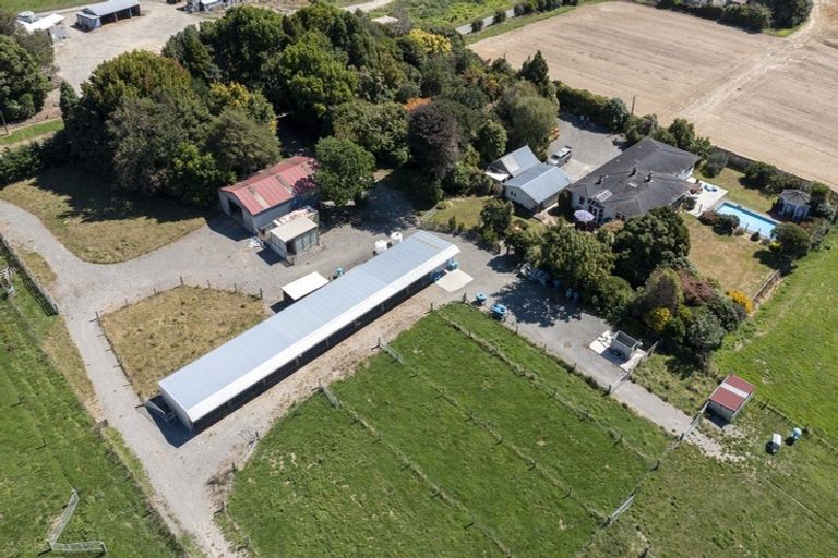 Photo of property in 194 Lindsay Road, Levin, 5510