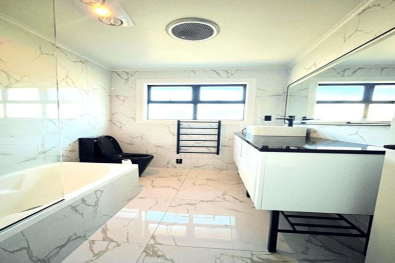 Photo of property in 15 Milan Road, Papatoetoe, Auckland, 2025