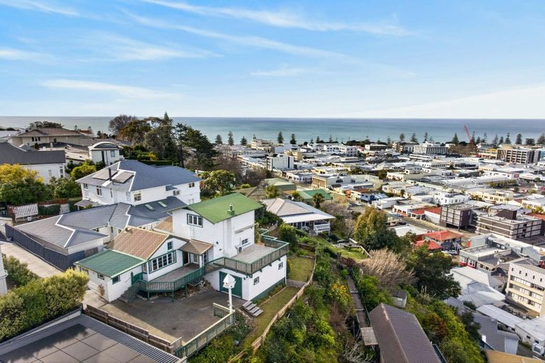 Photo of property in 42 Cameron Road, Bluff Hill, Napier, 4110
