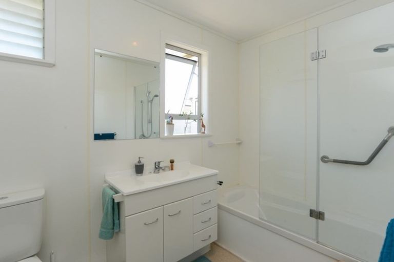 Photo of property in 79 Church Road, Taradale, Napier, 4112