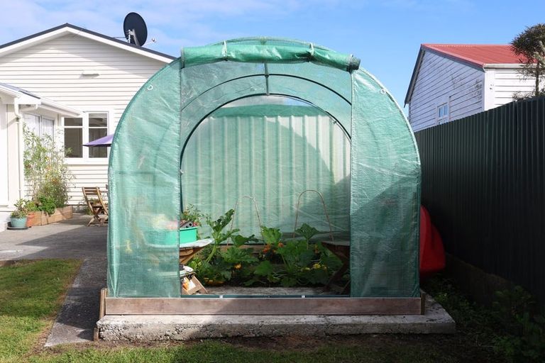 Photo of property in 70 Sale Street, Hokitika, 7810