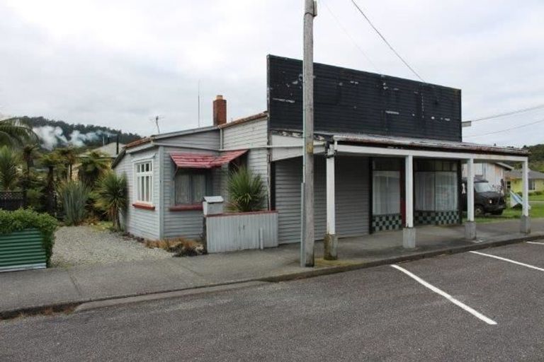 Photo of property in 14 Mcgowan Street, Runanga, 7803
