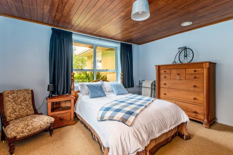 Photo of property in 104 Middle Road, Saint Andrews, Timaru, 7972