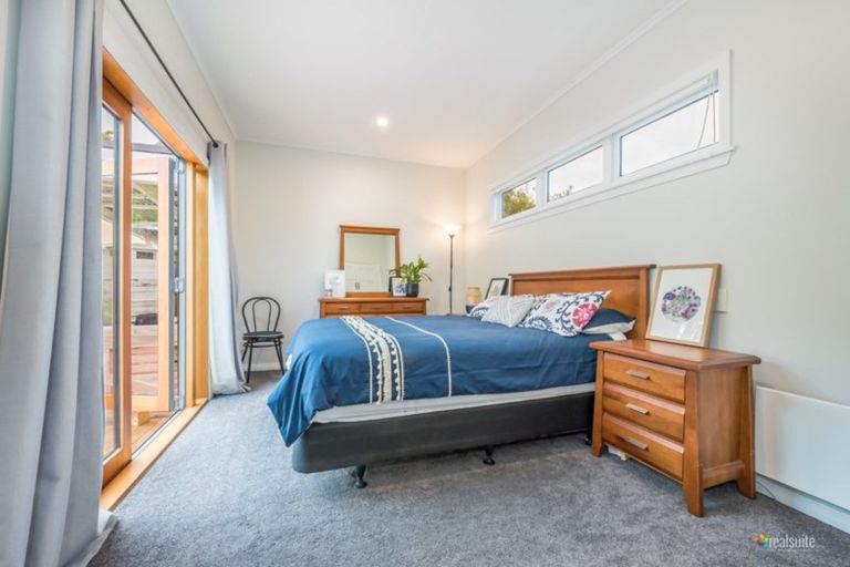 Photo of property in 46 Norton Park Avenue, Fairfield, Lower Hutt, 5011