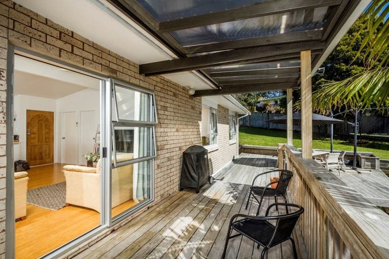 Photo of property in 24 Cantina Avenue, Bayview, Auckland, 0629