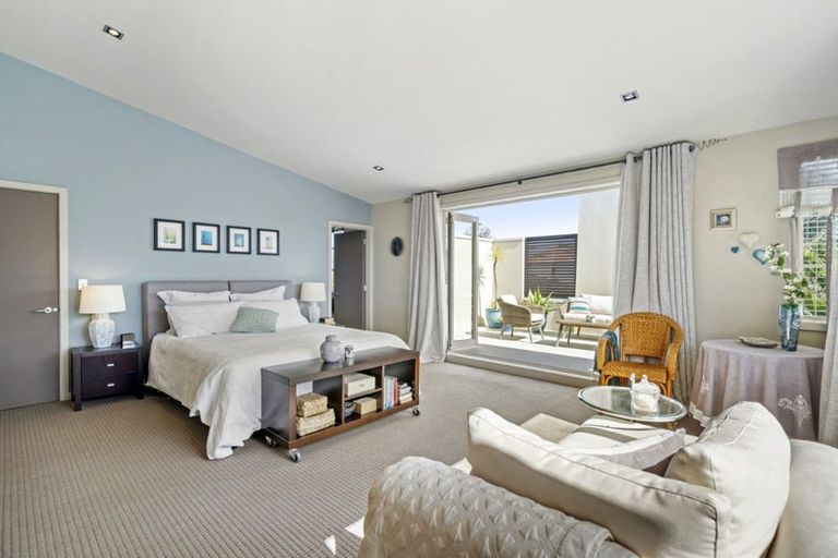 Photo of property in 2/2 Clifton Road, Hauraki, Auckland, 0622