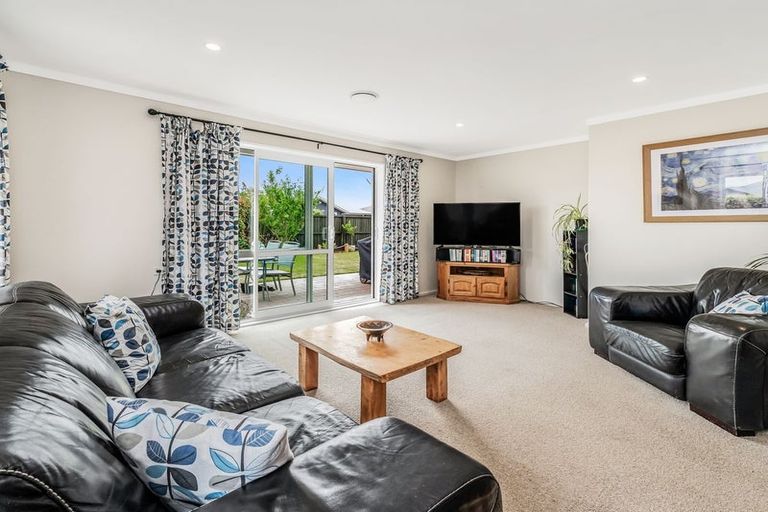 Photo of property in 44 Beaumont Drive, Rolleston, 7614