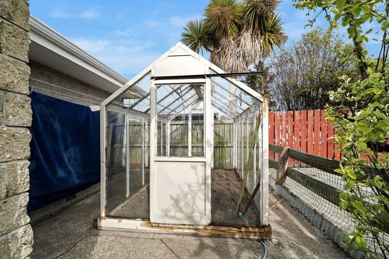 Photo of property in 17a Bradshaw Street, South Dunedin, Dunedin, 9012