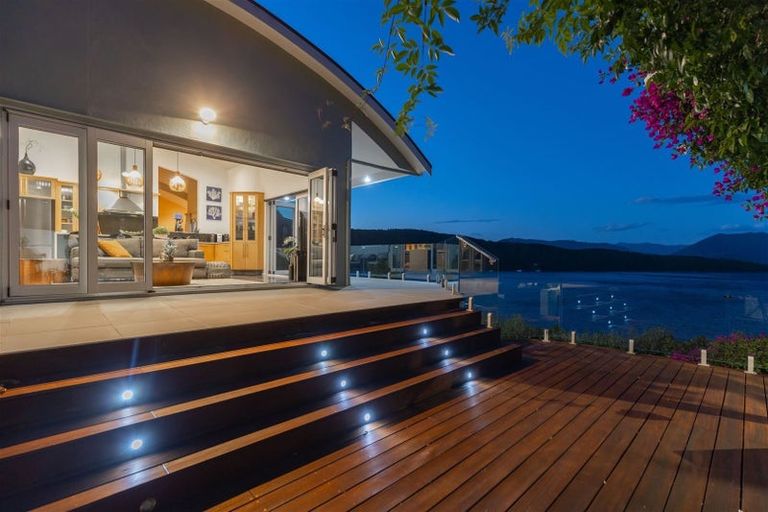 Photo of property in 2 Marina View Estate, Waikawa, Picton, 7281