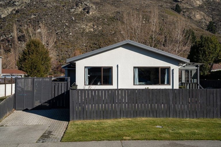 Photo of property in 23a Kawarau Place, Frankton, Queenstown, 9300