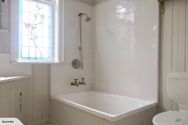 Photo of property in 17 Hornsey Road, Melrose, Wellington, 6023