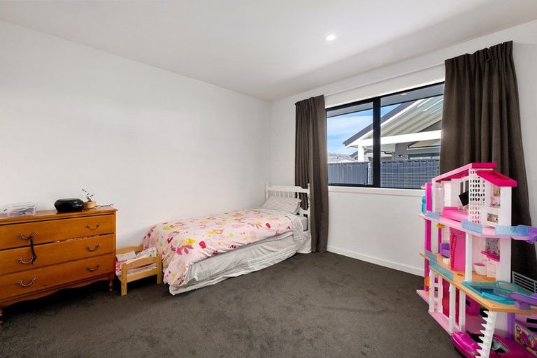 Photo of property in 36 Perriam Place, Mount Pisa, Cromwell, 9383