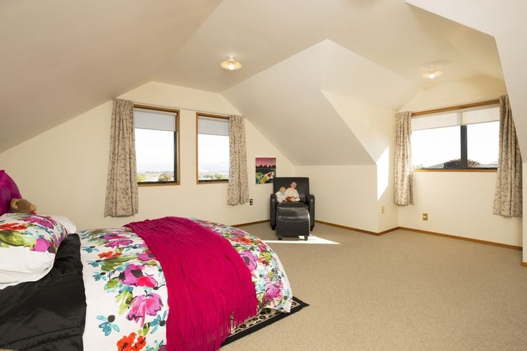 Photo of property in 35 Olympus Way, Richmond, 7020