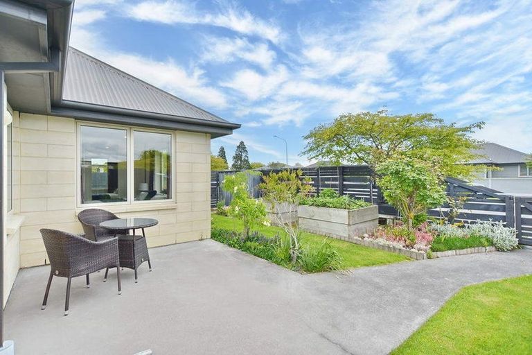 Photo of property in 8/26 Victoria Street, Rangiora, 7400