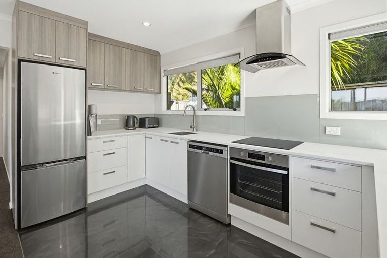 Photo of property in 28 Tairua Palms Place, Tairua, 3508