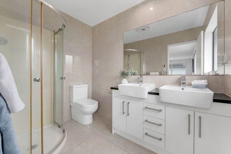 Photo of property in 58 Hughs Way, Flat Bush, Auckland, 2019