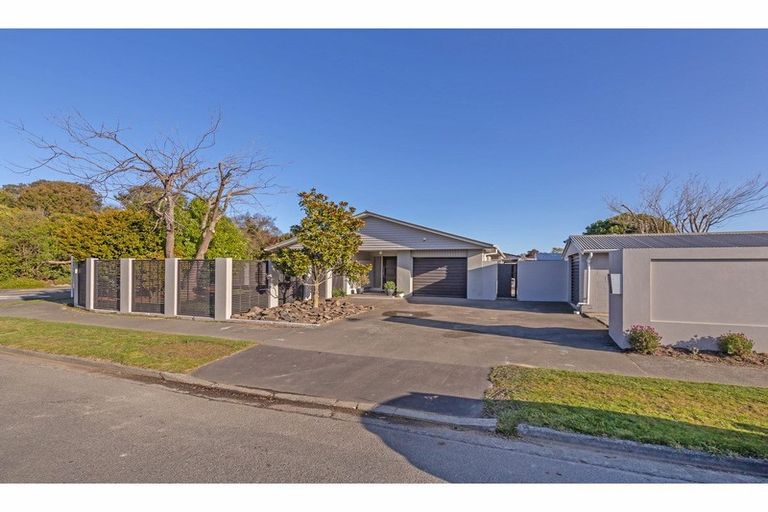 Photo of property in 1 Ferniehurst Street, Somerfield, Christchurch, 8024