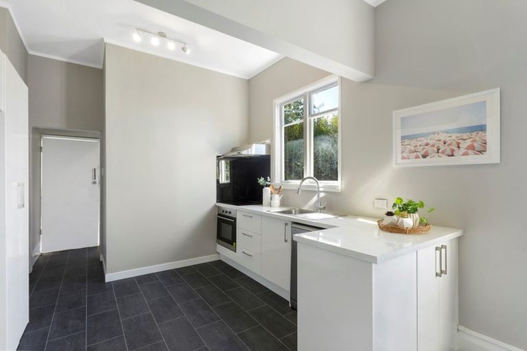 Photo of property in 38 Bernard Street, Kenmure, Dunedin, 9011