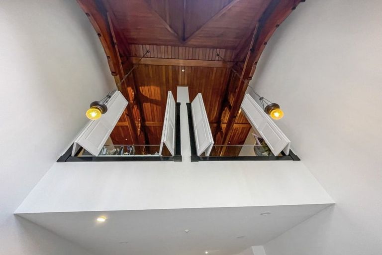 Photo of property in Whitmore Apartments, 1b/7 Stout Street, Wellington Central, Wellington, 6011