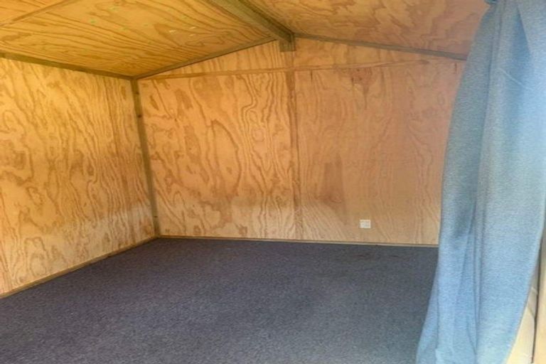 Photo of property in 33 Guildford Street, Burnside, Christchurch, 8053