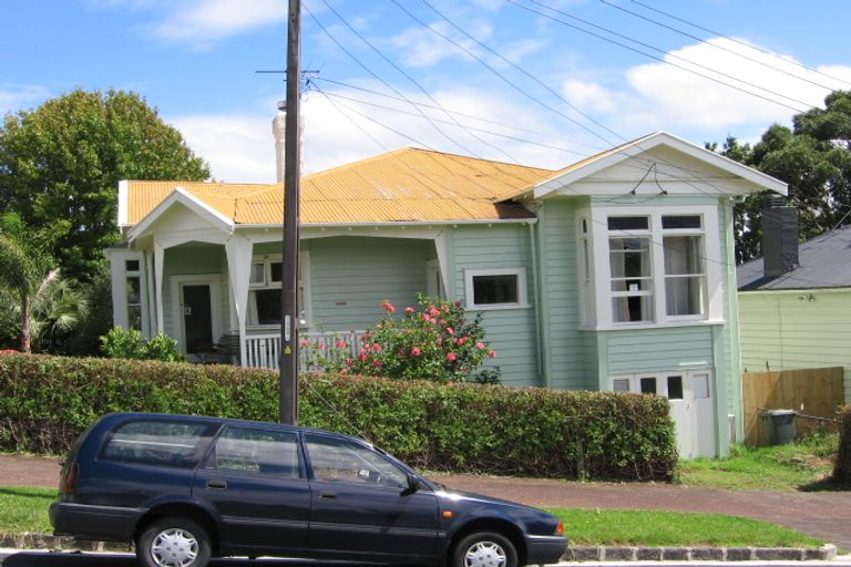 Photo of property in 24 Prime Road, Grey Lynn, Auckland, 1021